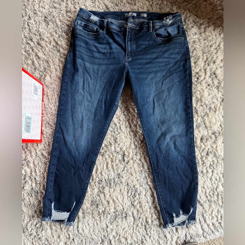 Women’s kancan ankle skinny mid rise jeans